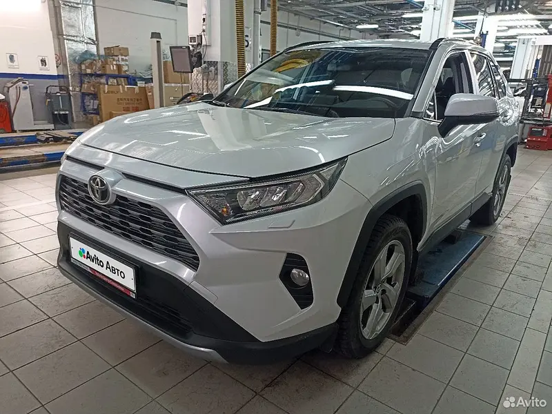 RAV4