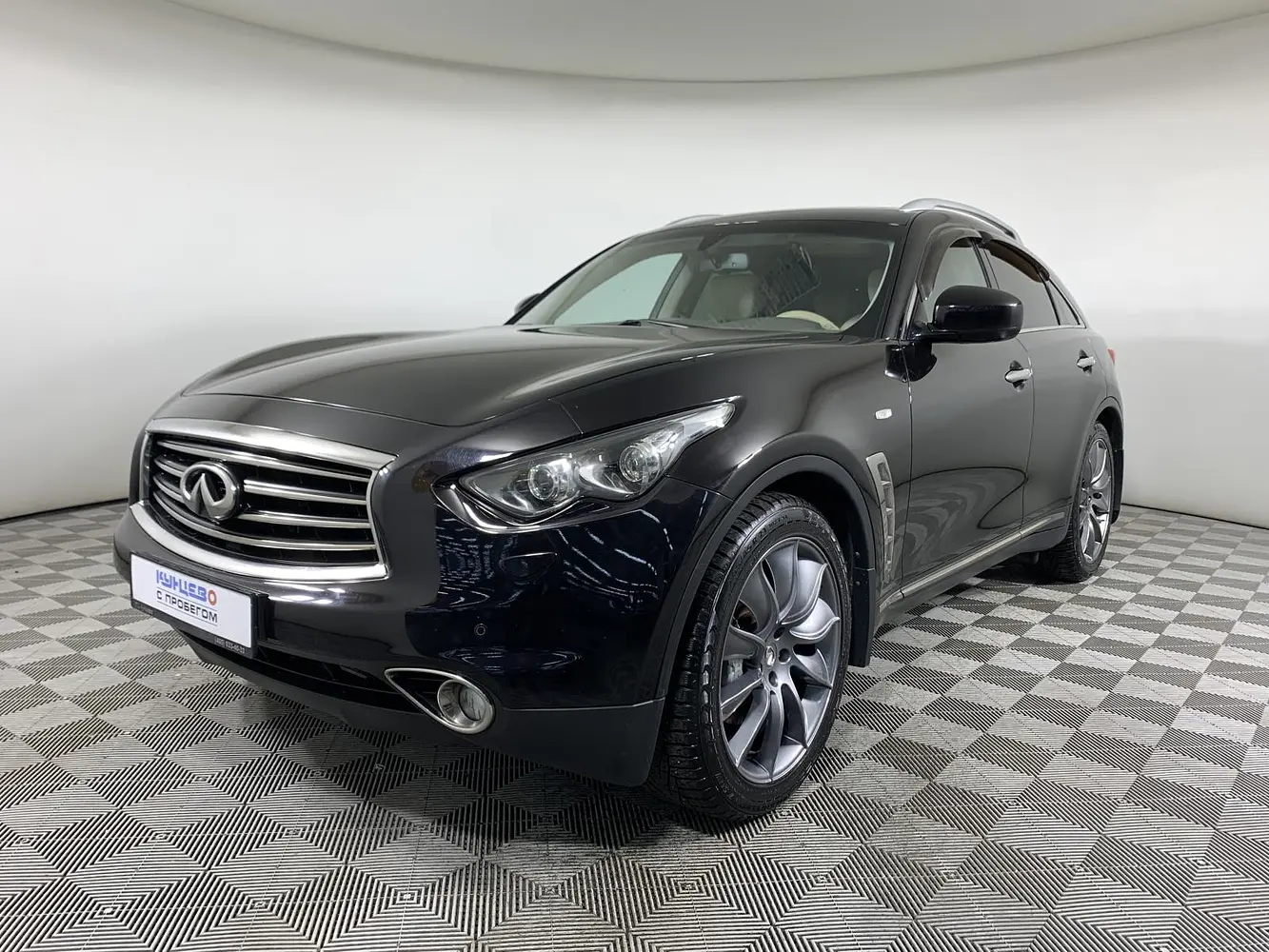 Infiniti