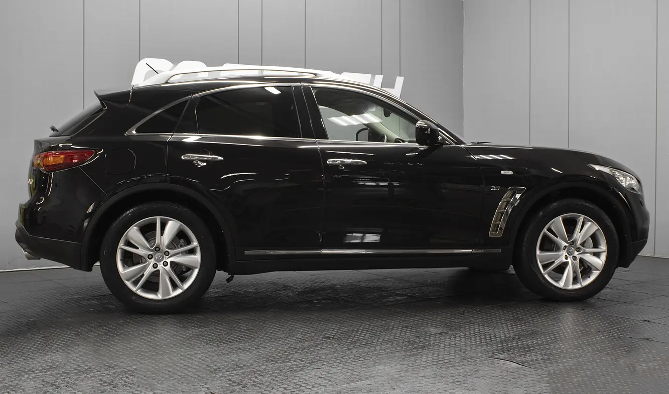 Infiniti