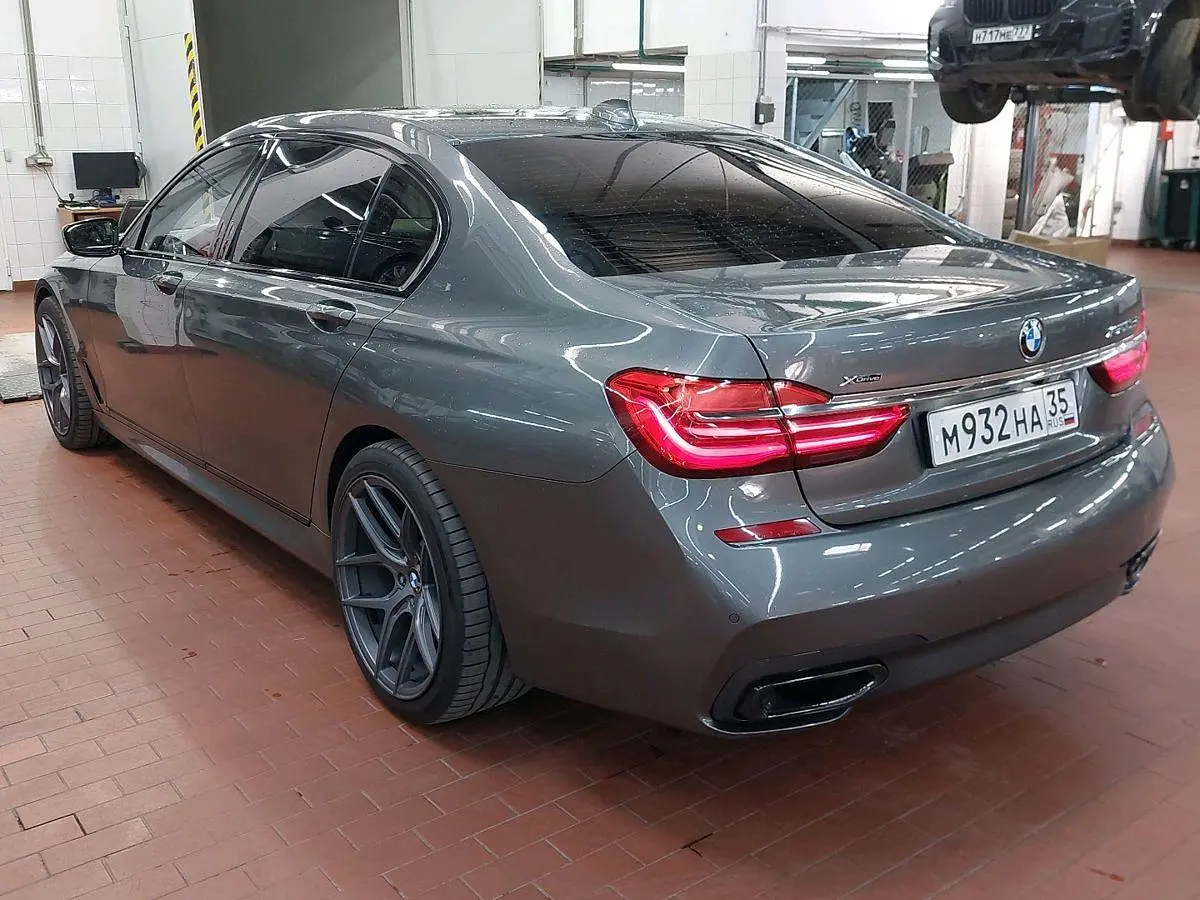 BMW