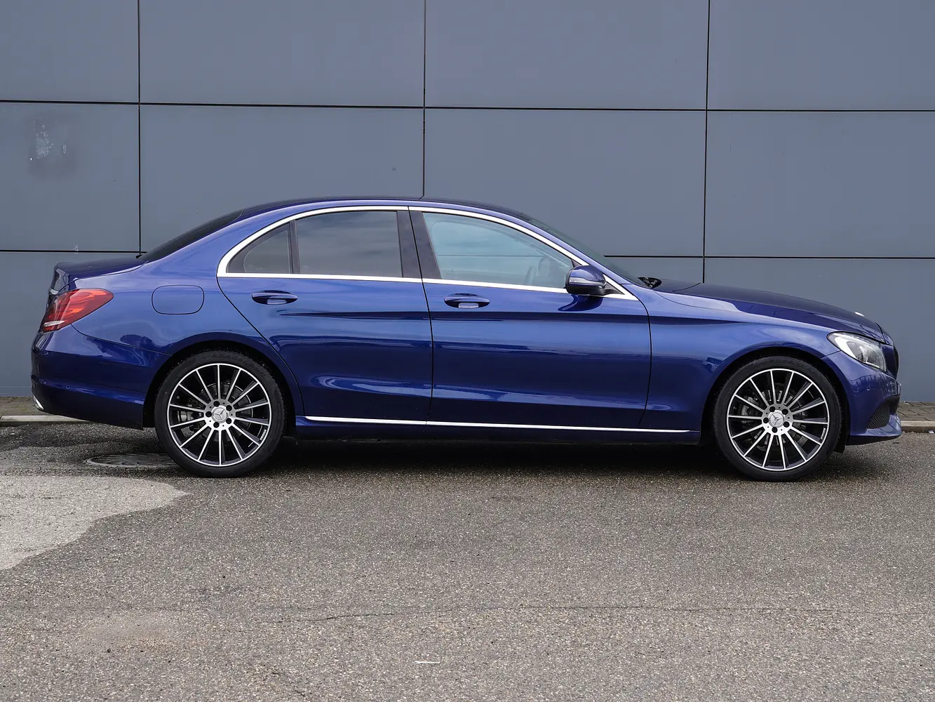 Mercedes-Benz