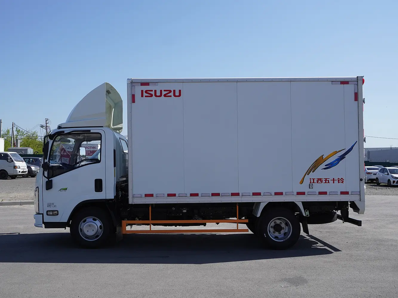 Isuzu