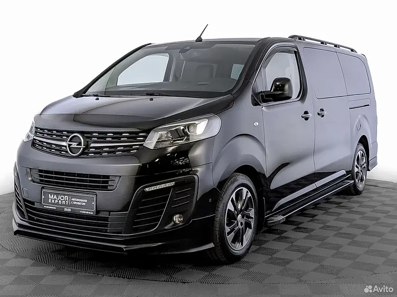 Zafira Life