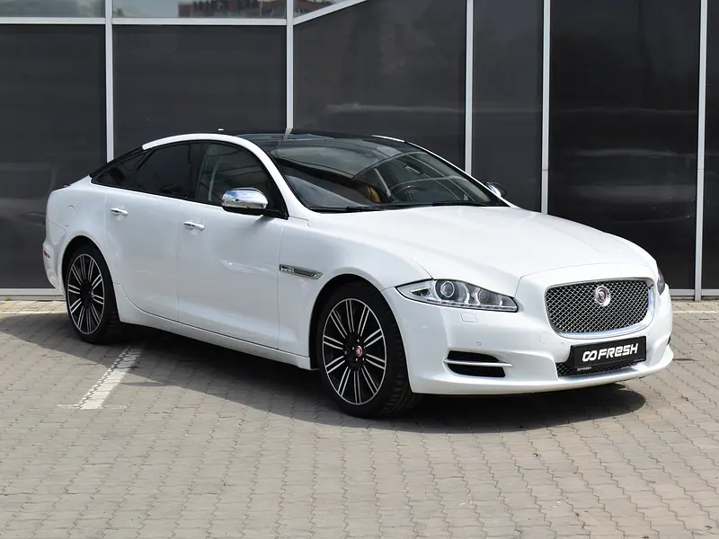 XJ