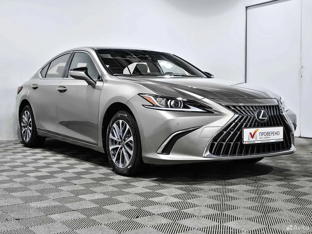 Lexus