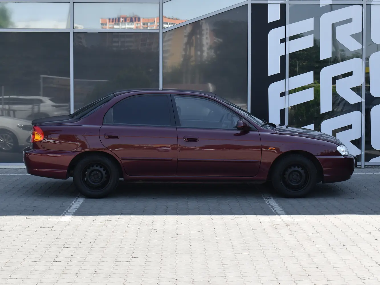 Kia