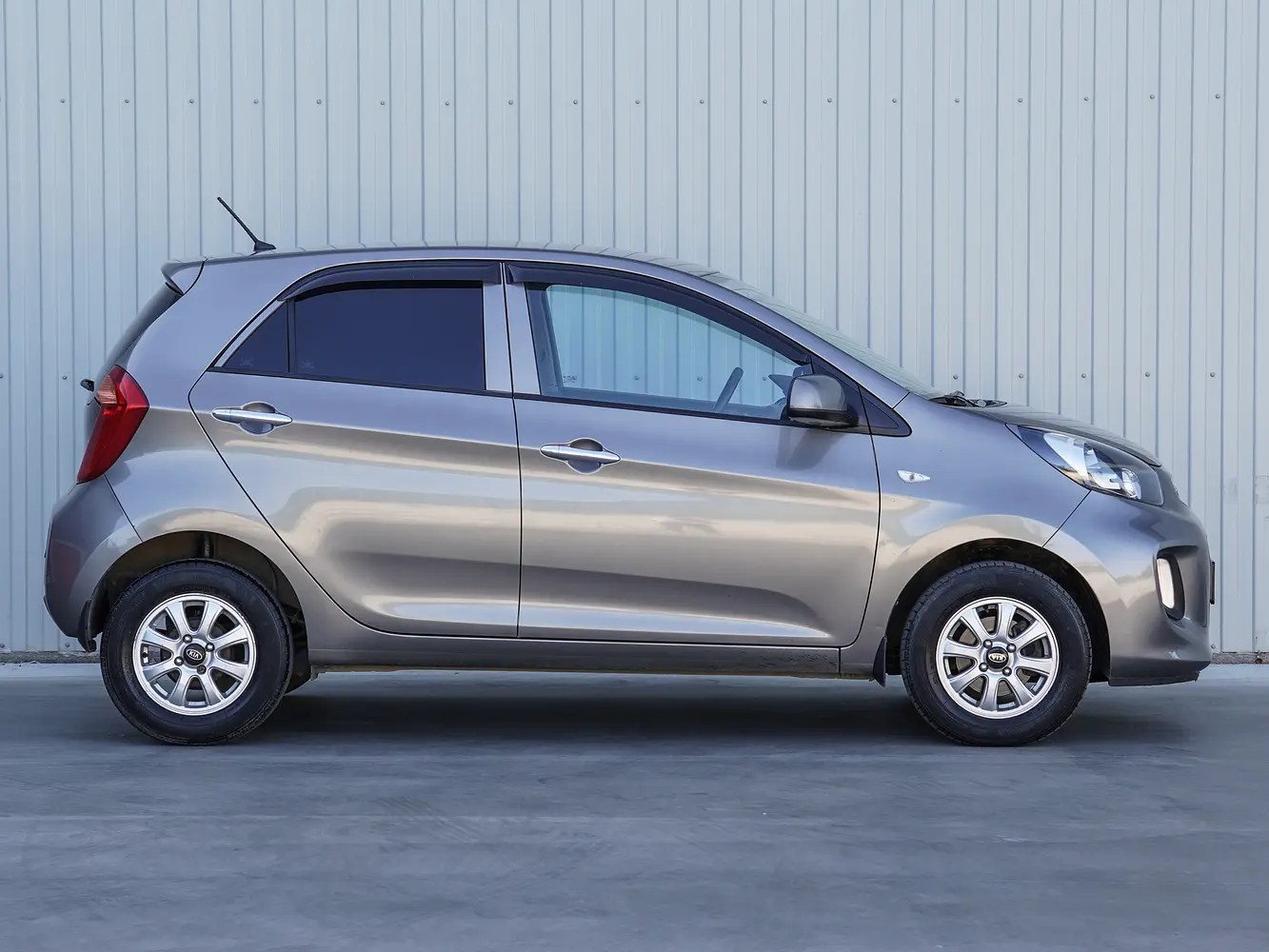 Kia