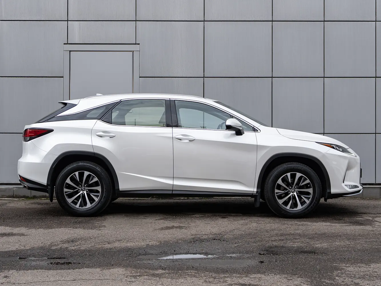 Lexus