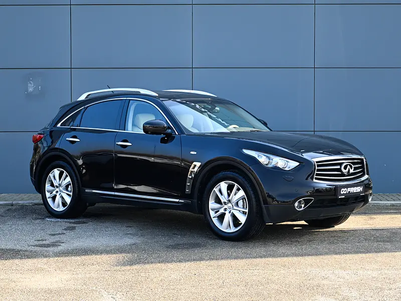 QX70