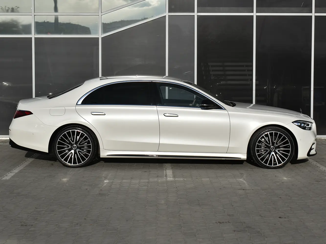 Mercedes-Benz