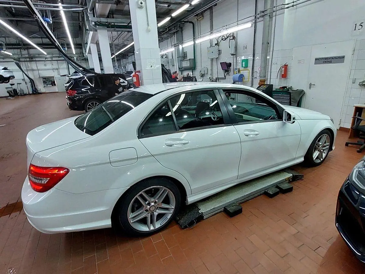 Mercedes-Benz