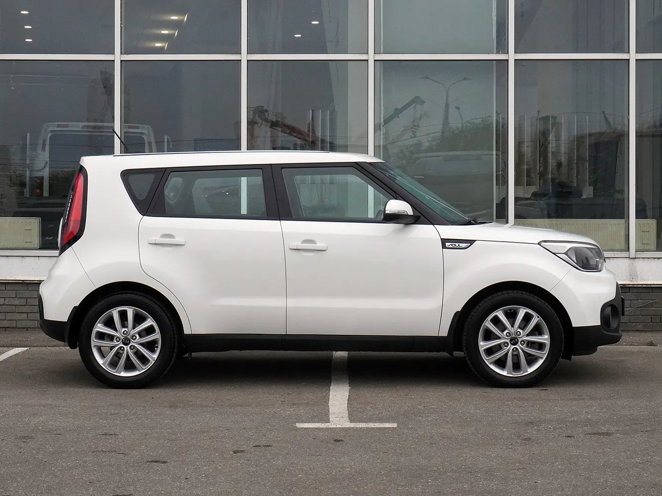 Kia