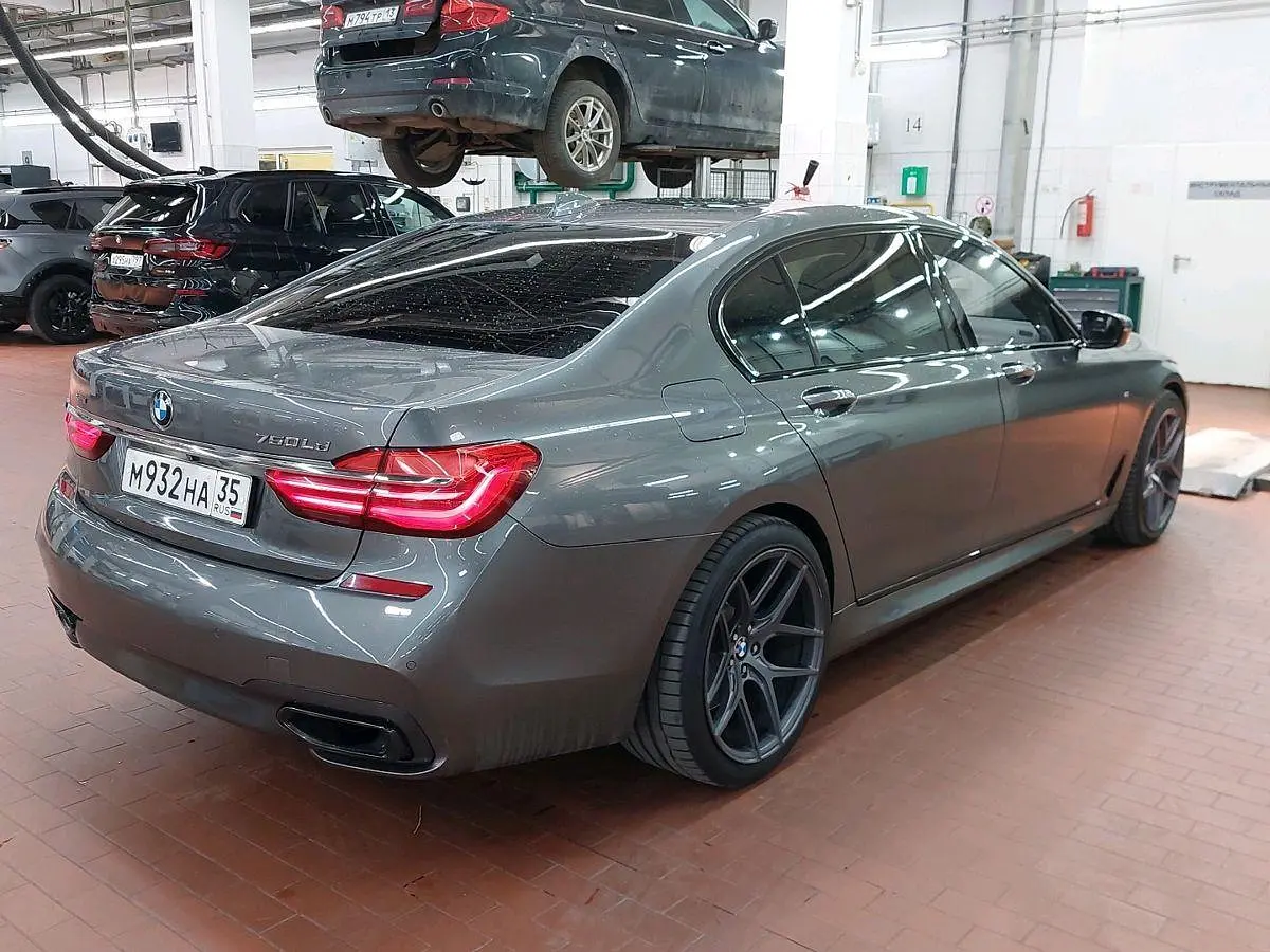 BMW