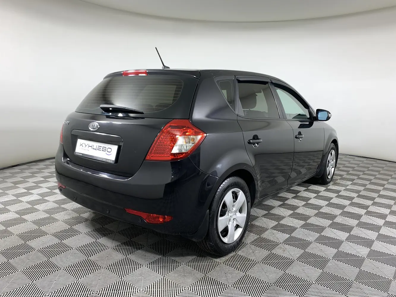 Kia