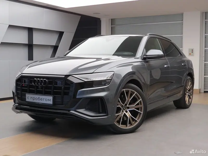SQ8