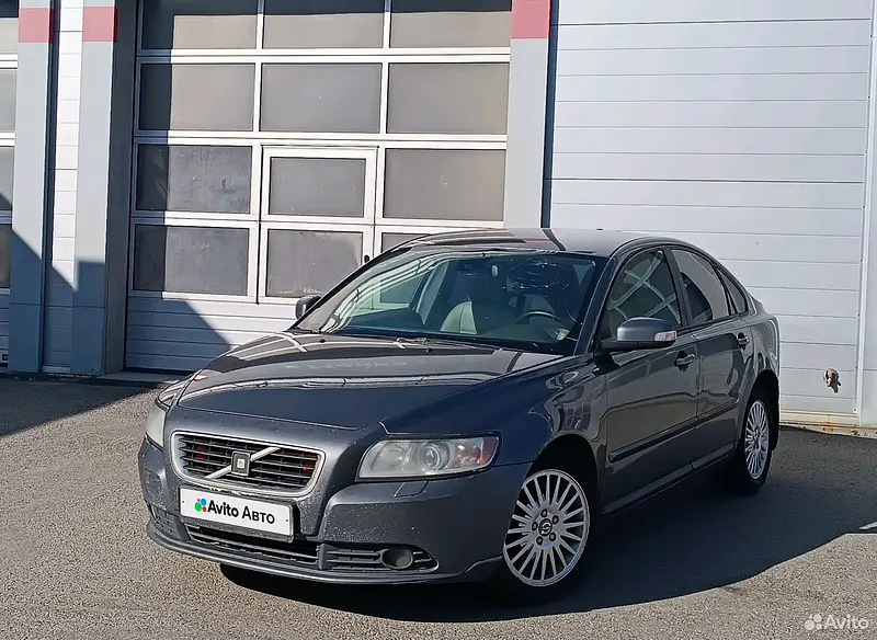 S40