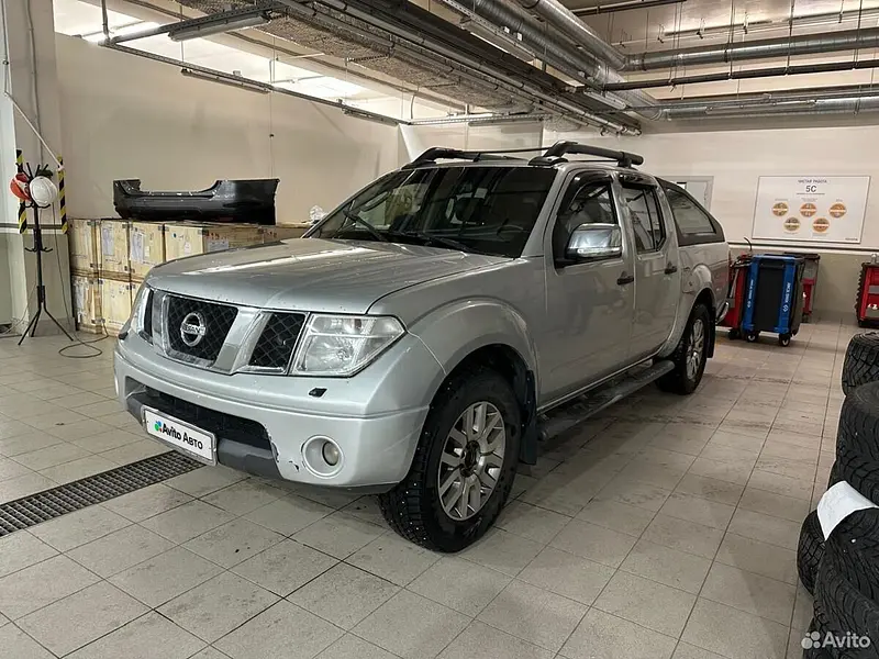 Navara (Frontier)