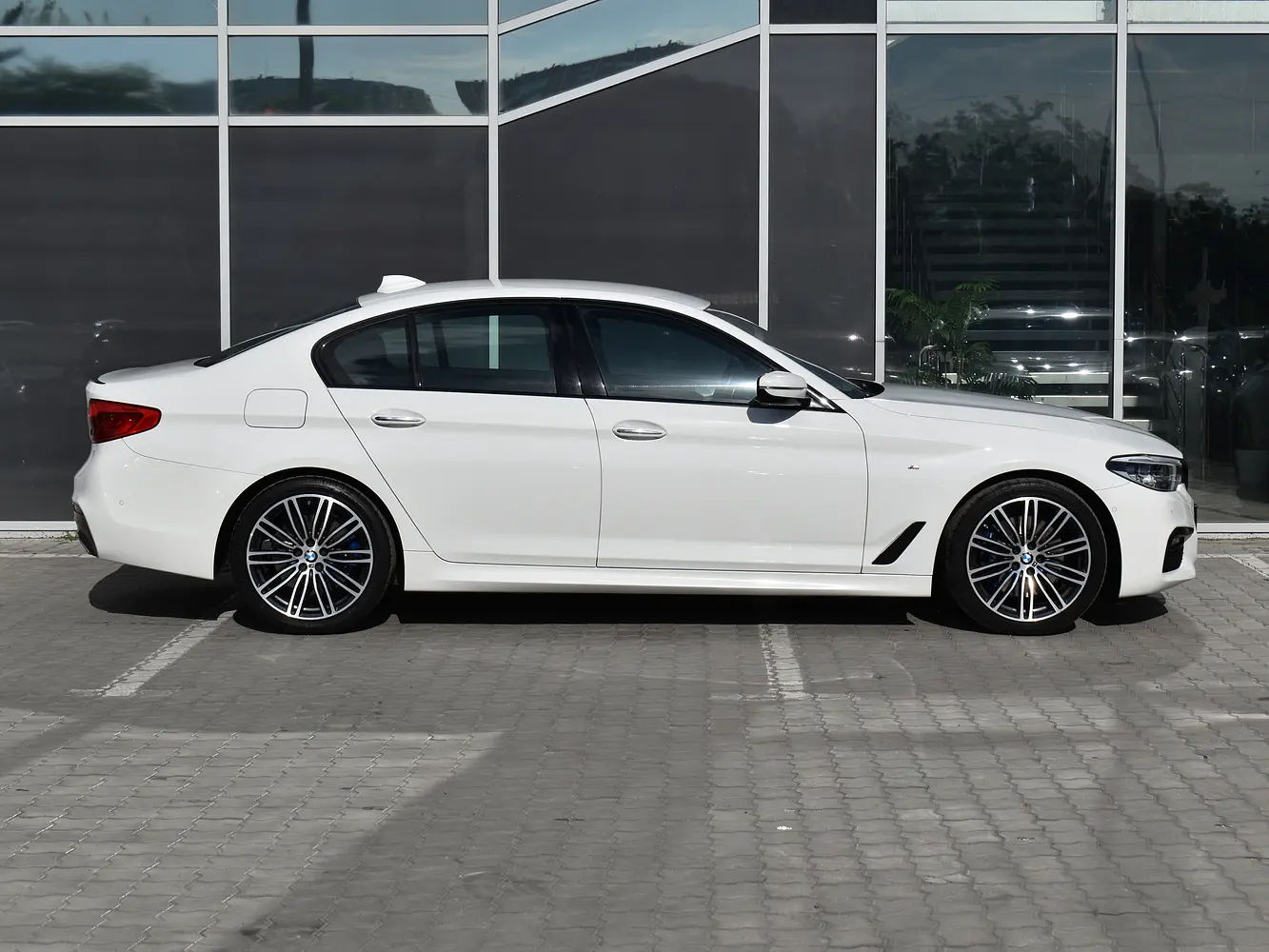 BMW