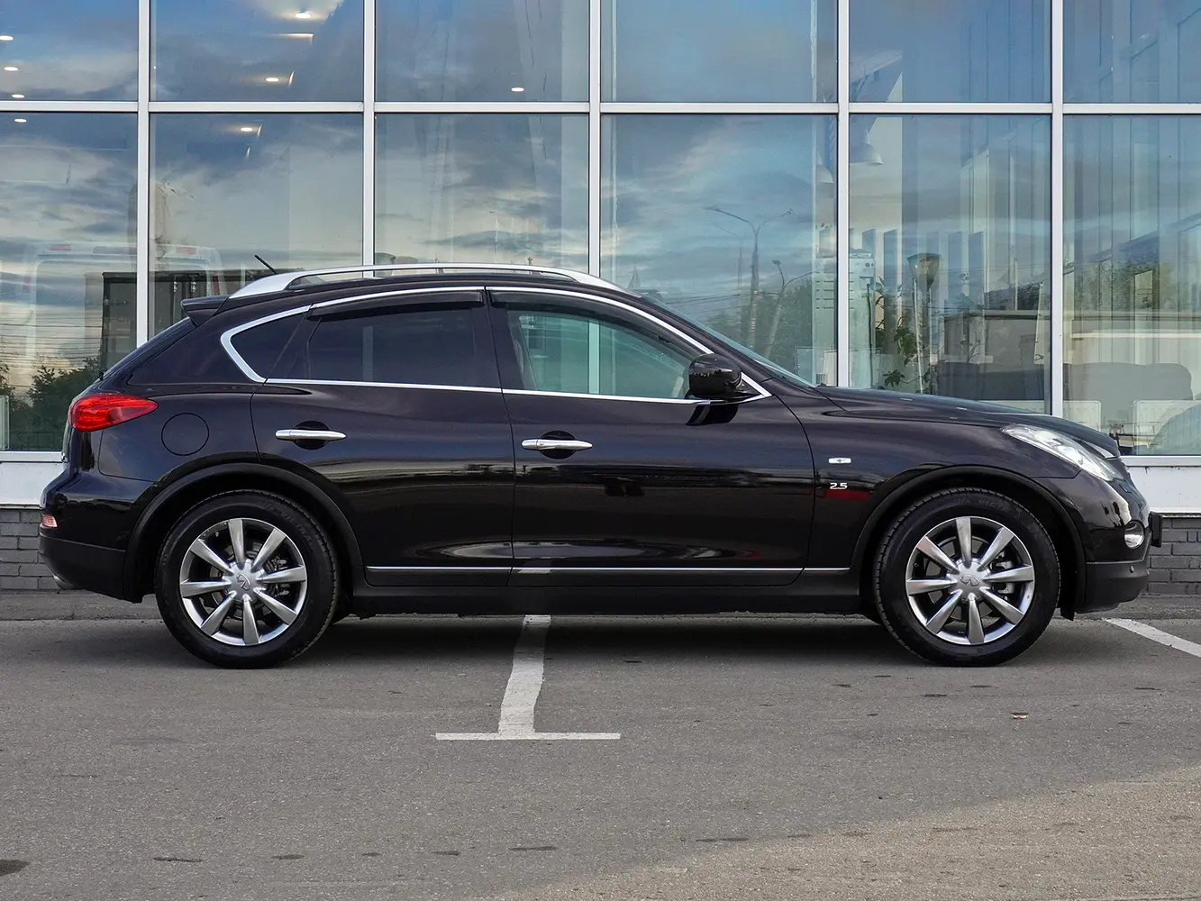Infiniti
