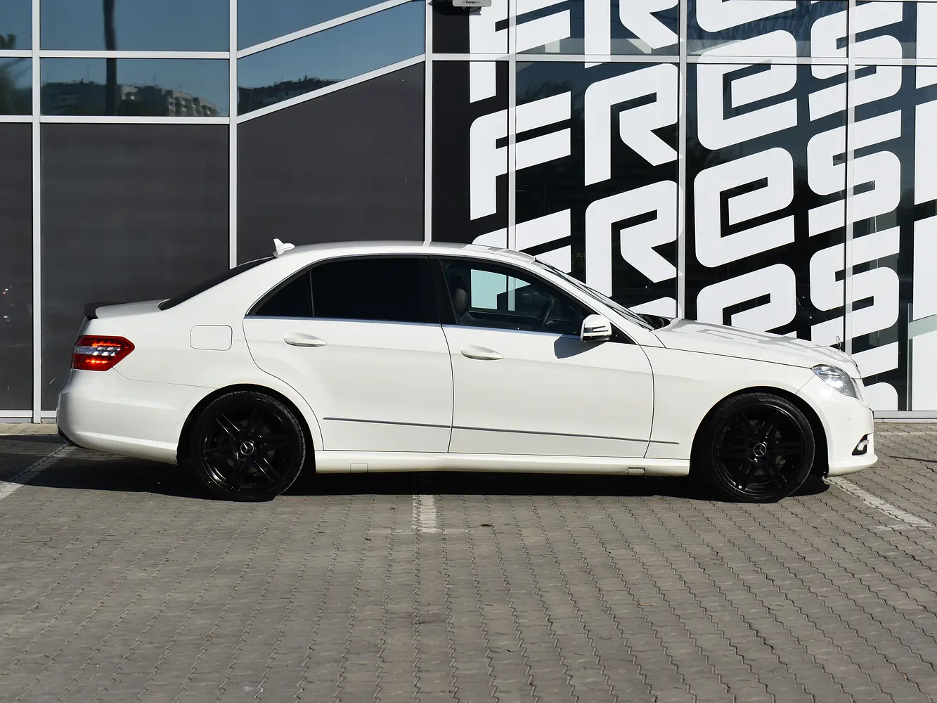Mercedes-Benz