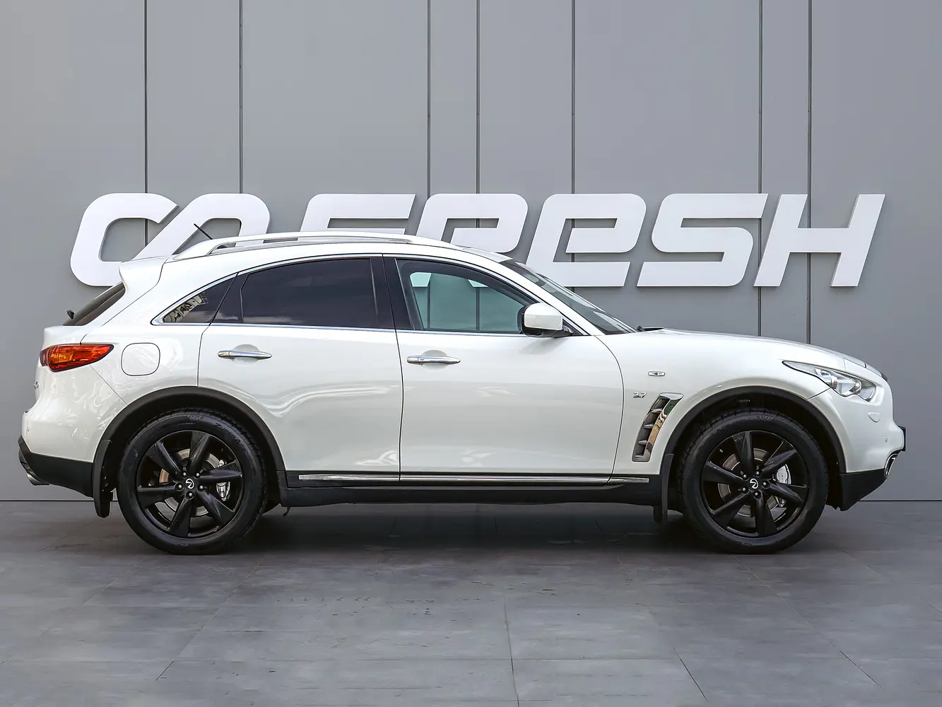 Infiniti