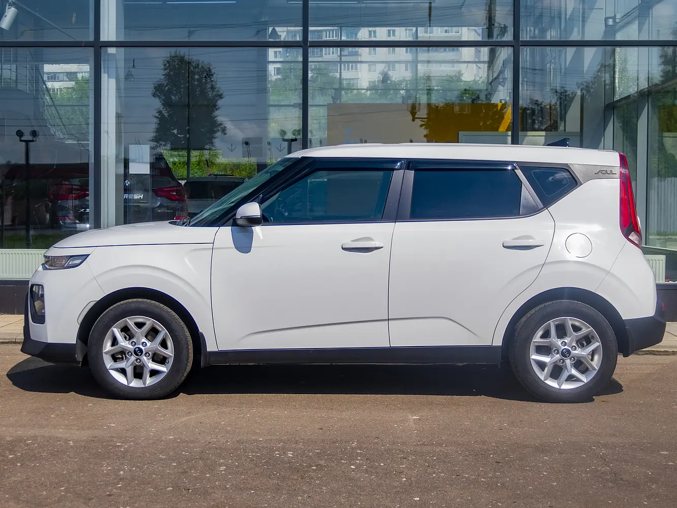 Kia