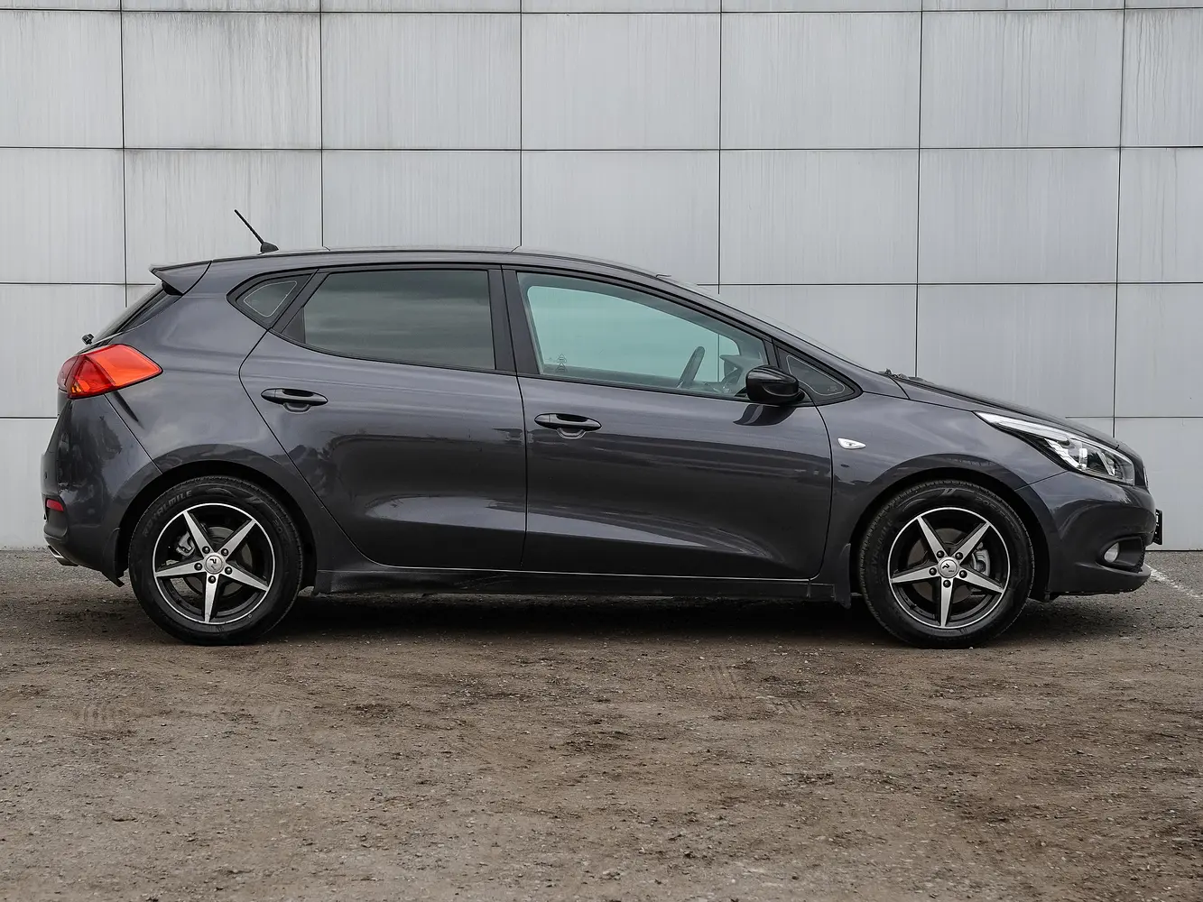Kia