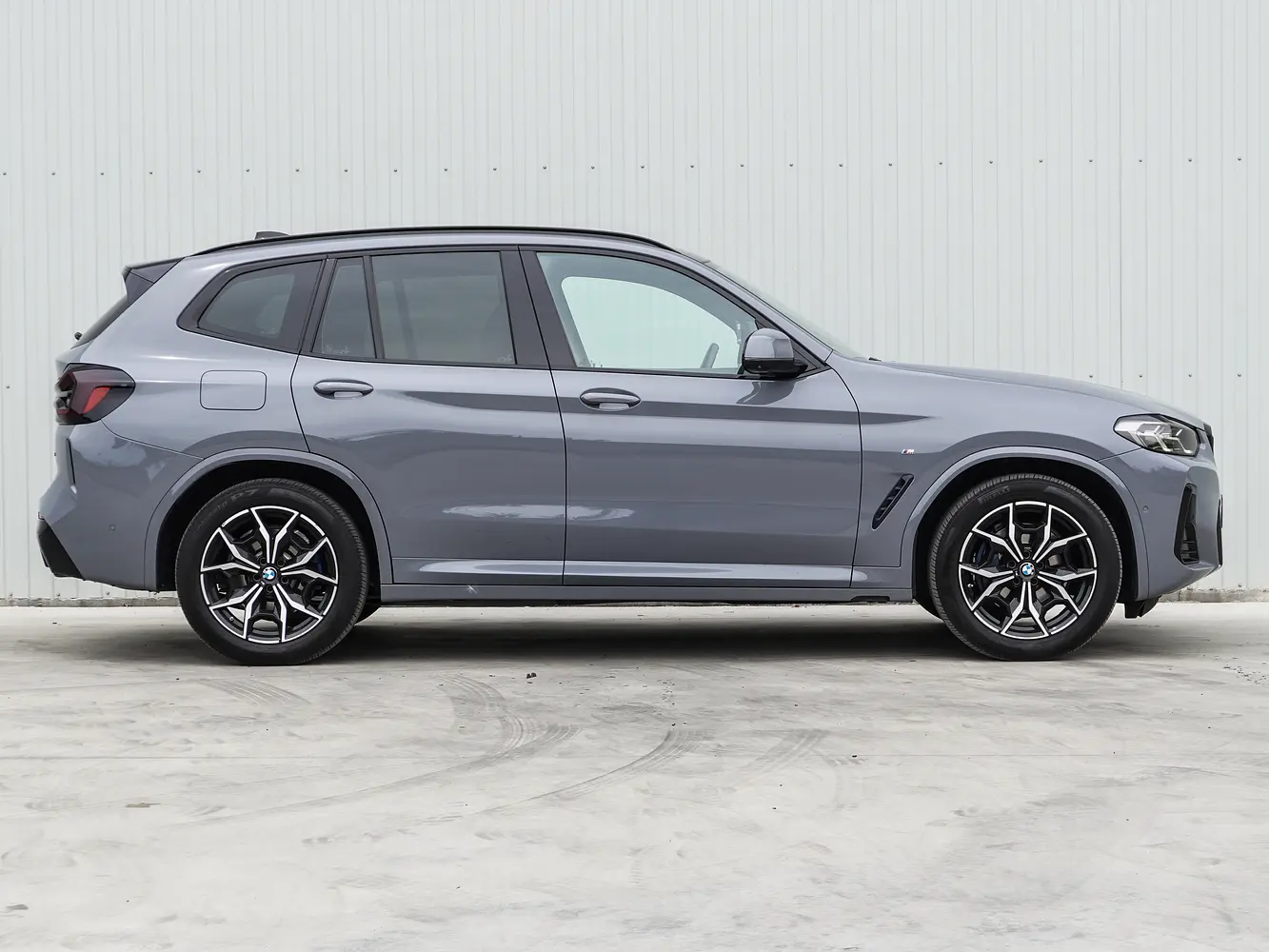 BMW