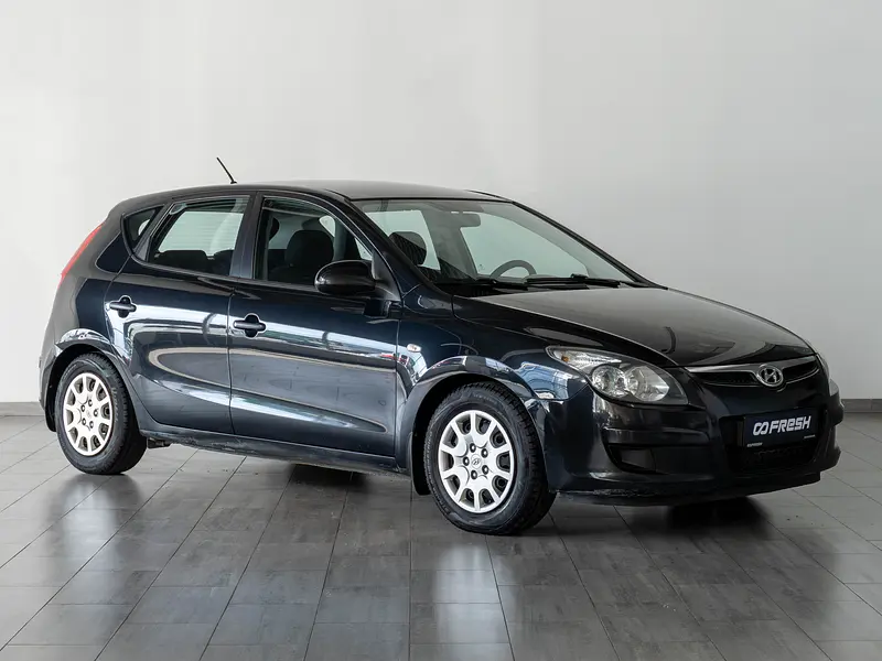 i30