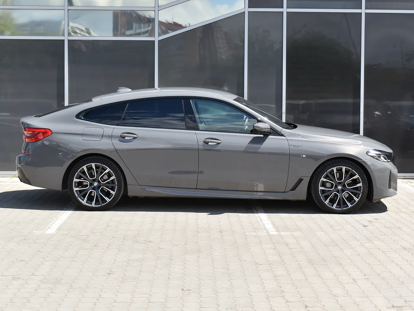 BMW