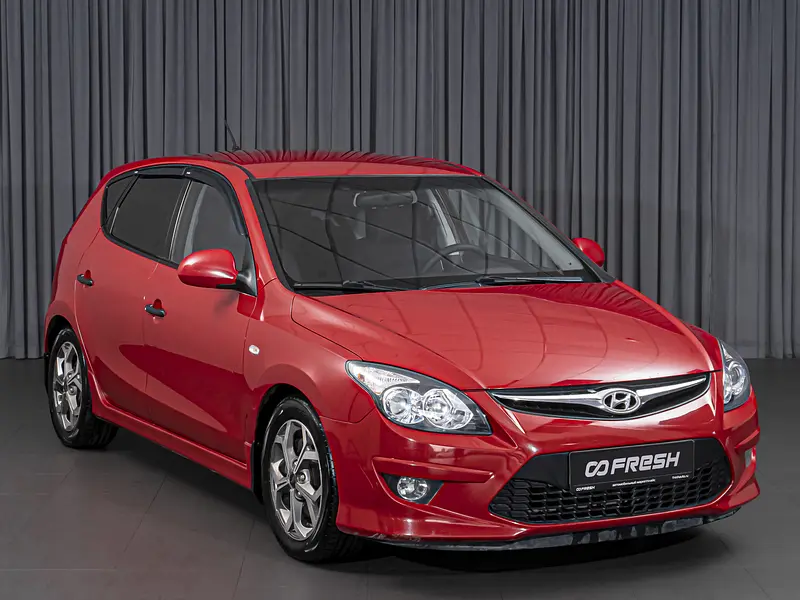 i30