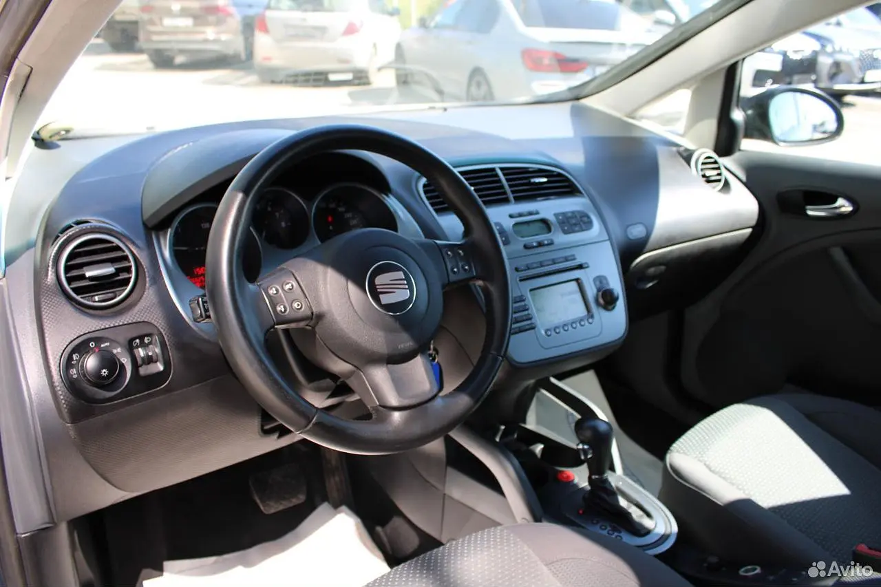 SEAT