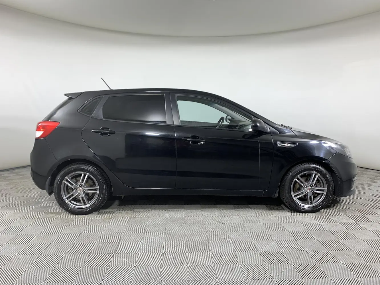 Kia