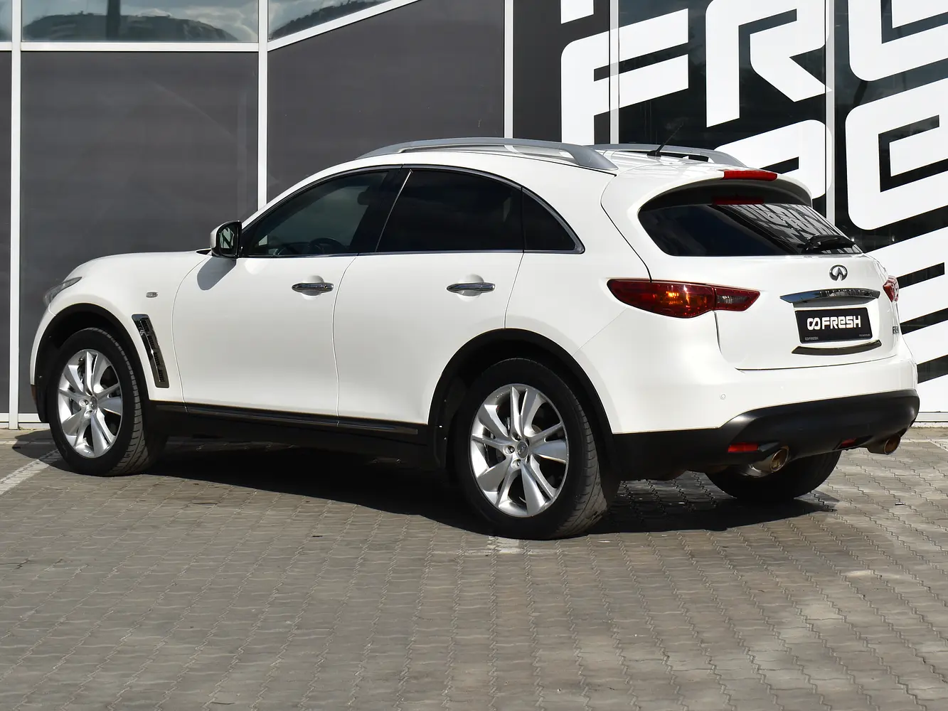Infiniti