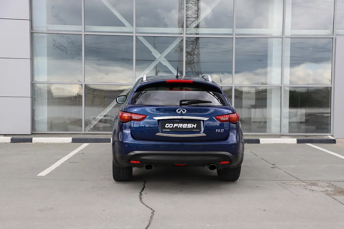 Infiniti