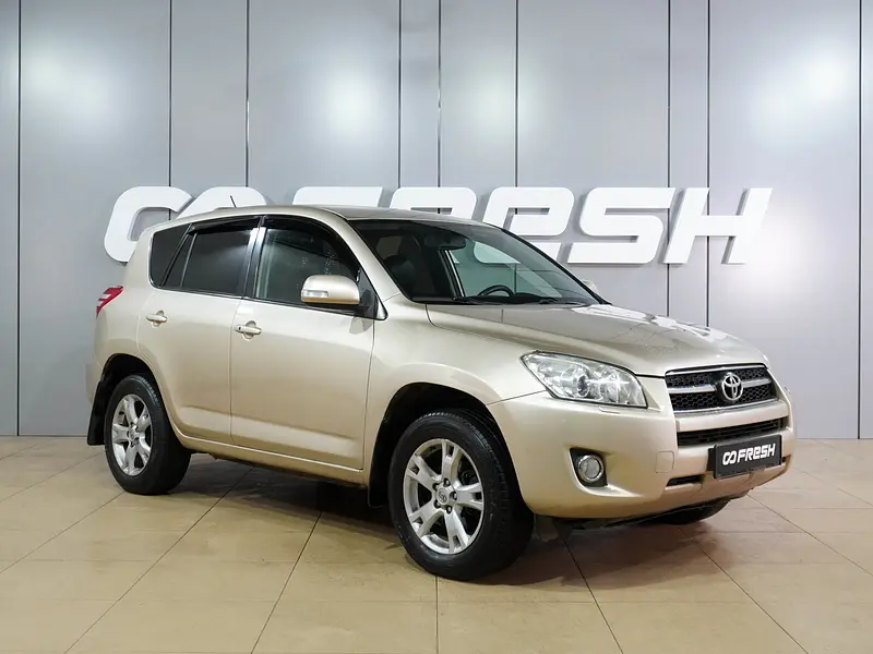 RAV4