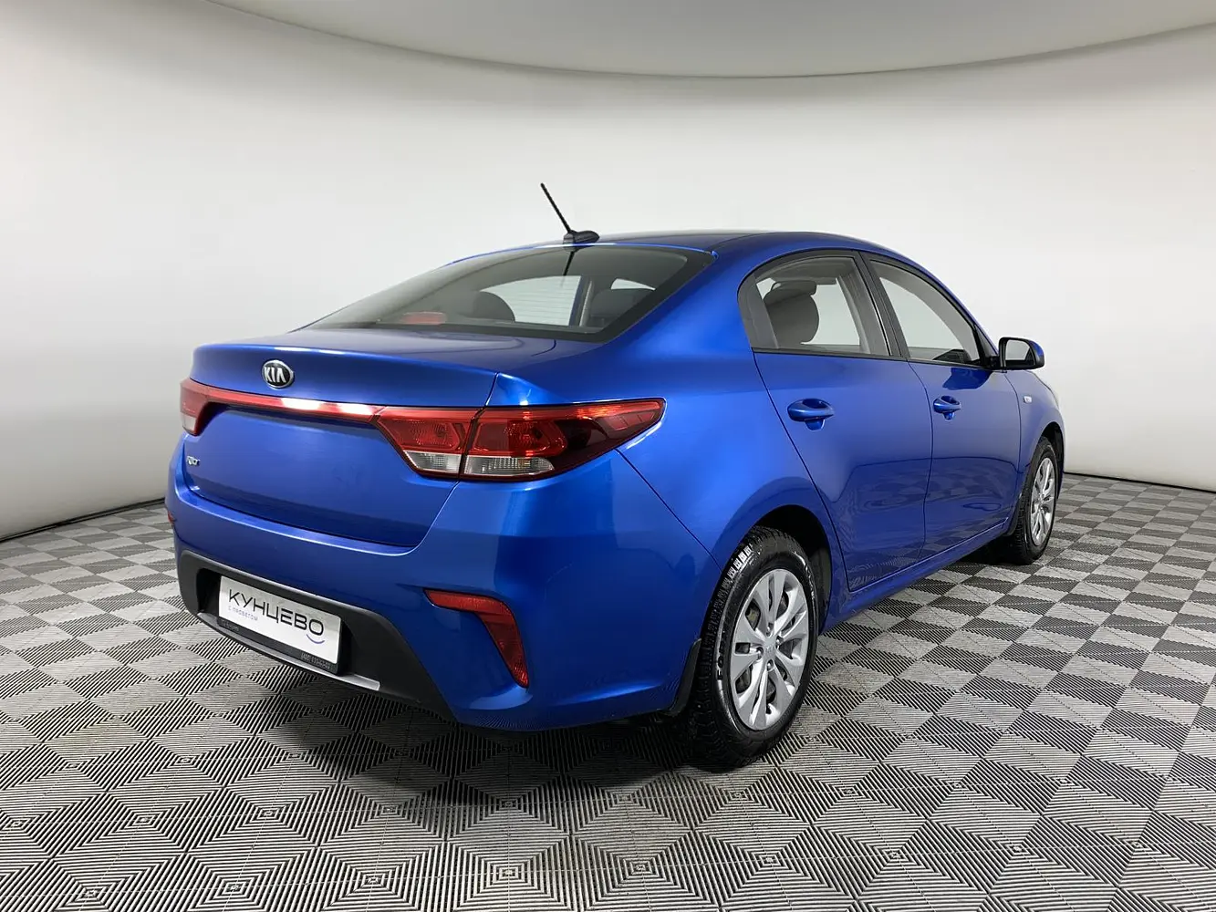 Kia