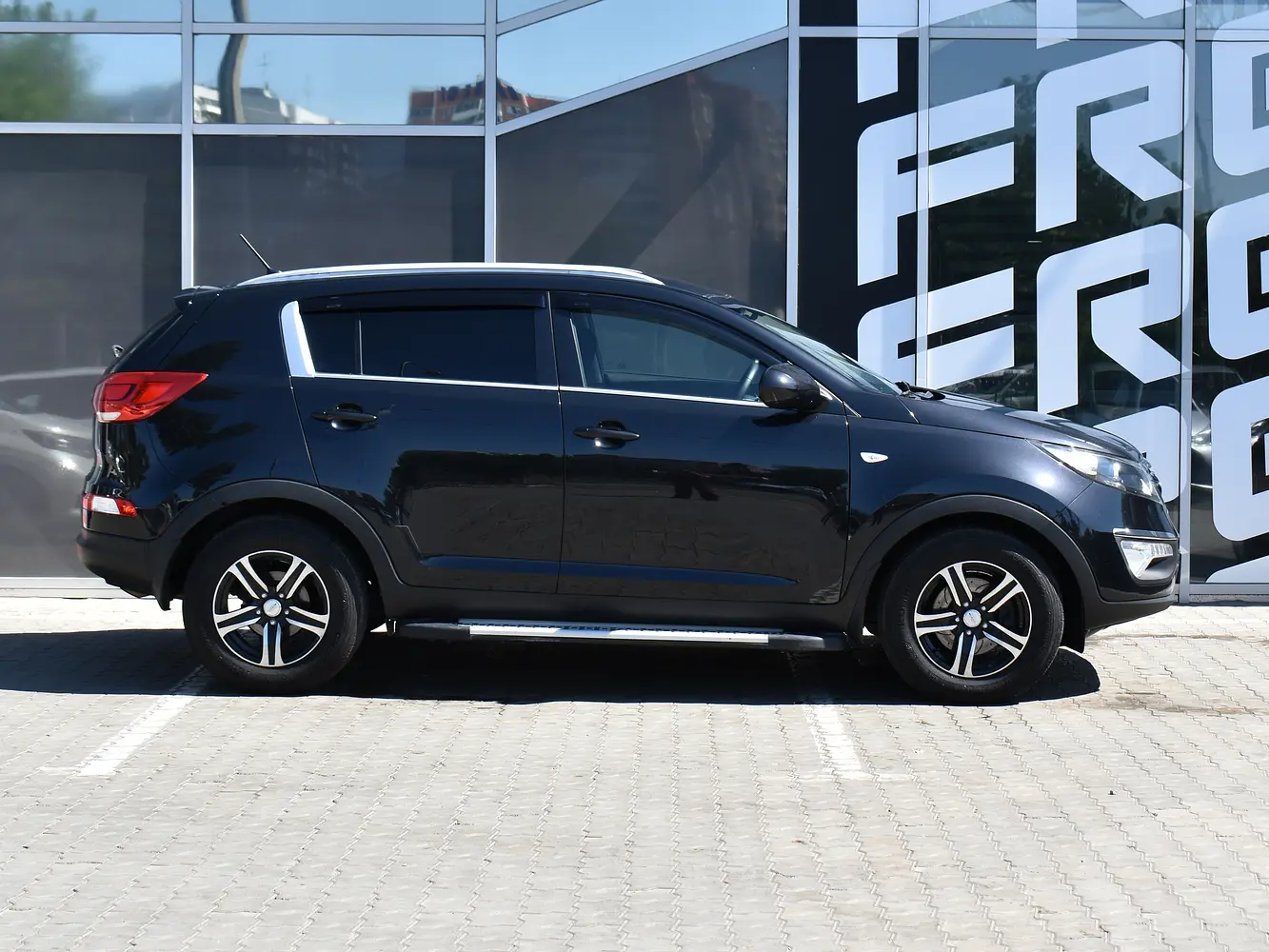 Kia