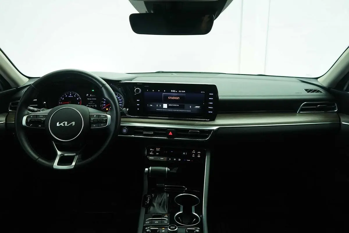 Kia