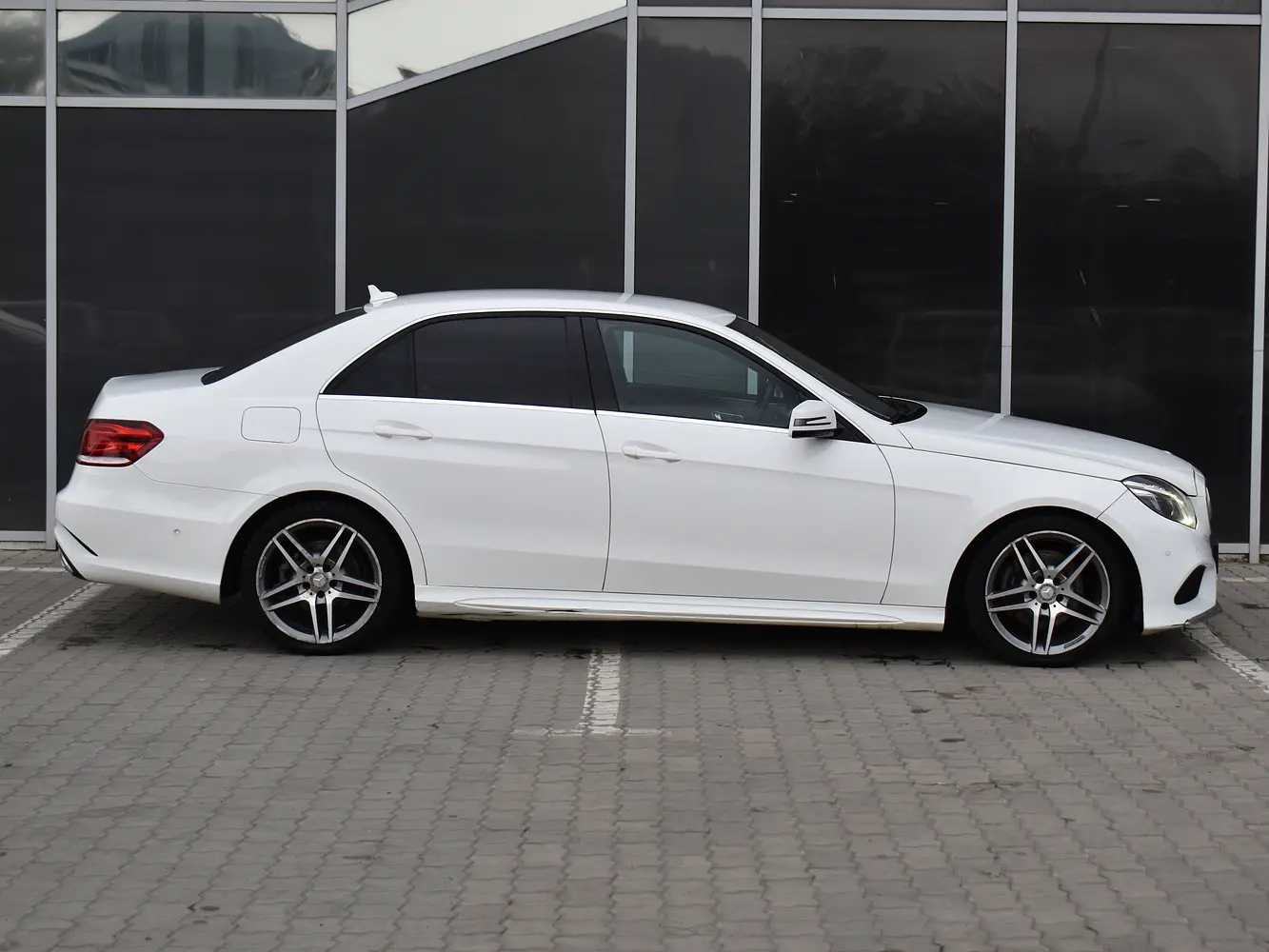 Mercedes-Benz