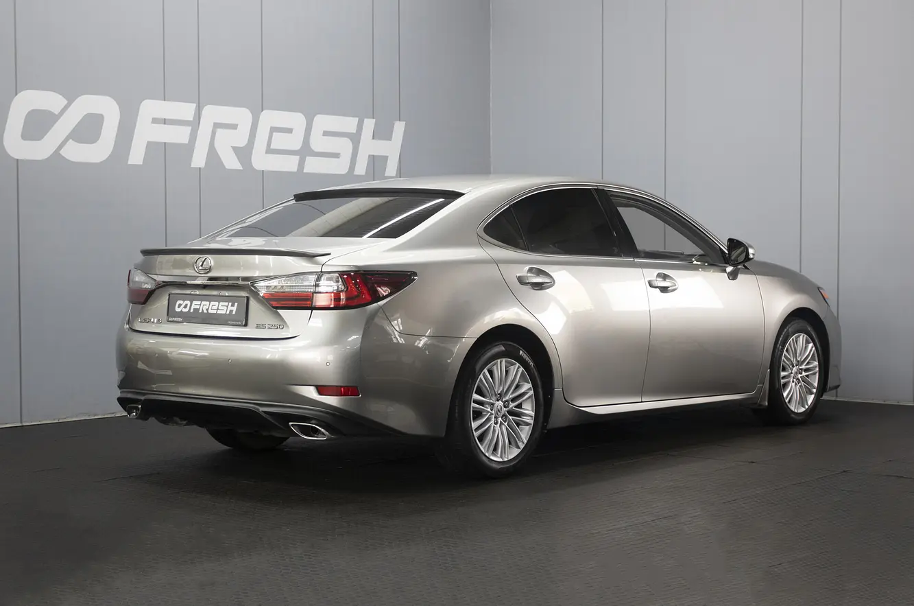 Lexus