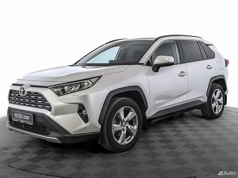 RAV4