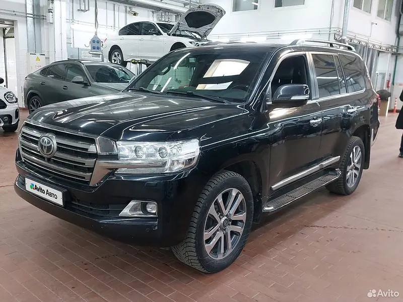 Land Cruiser