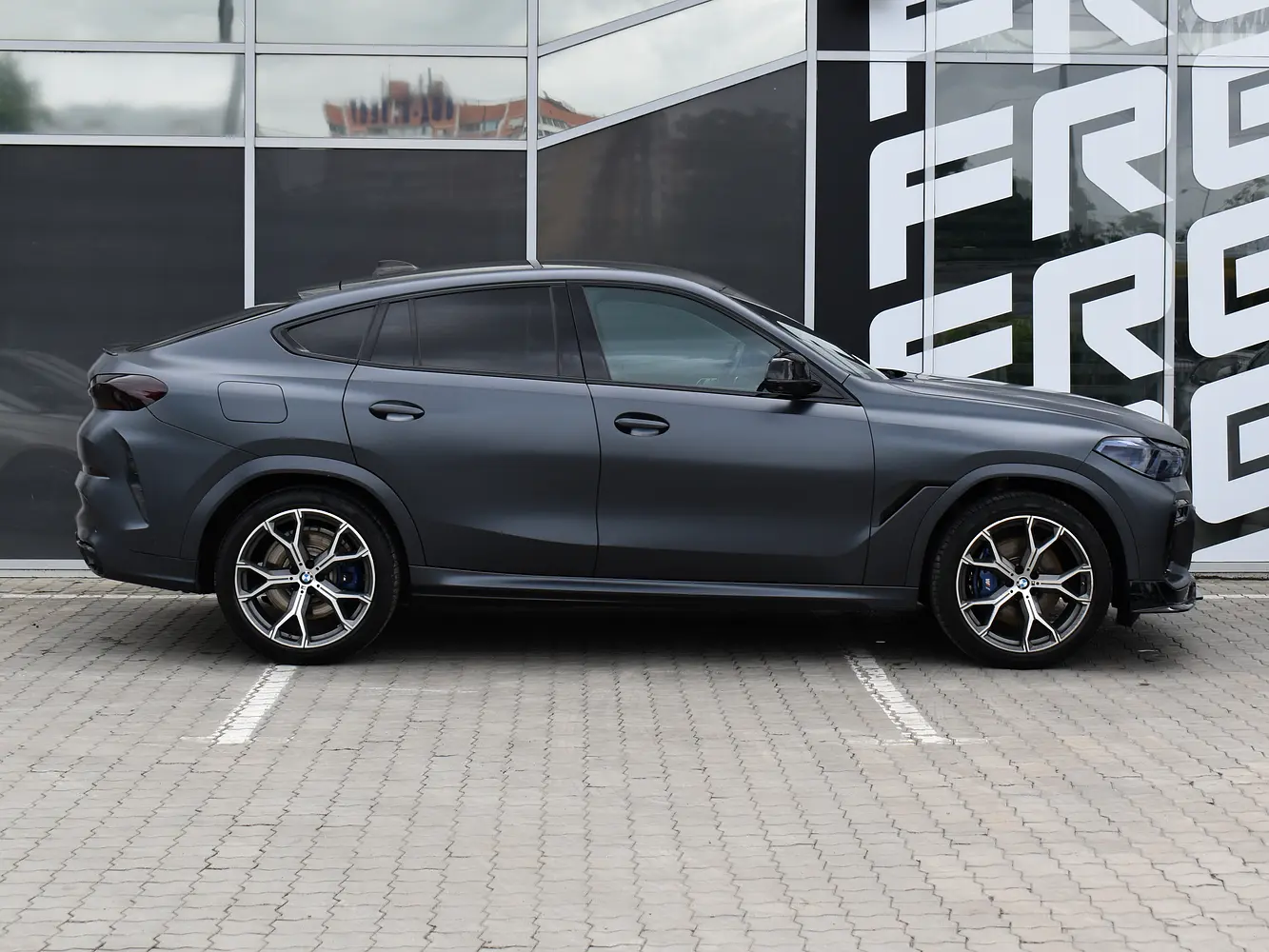 BMW
