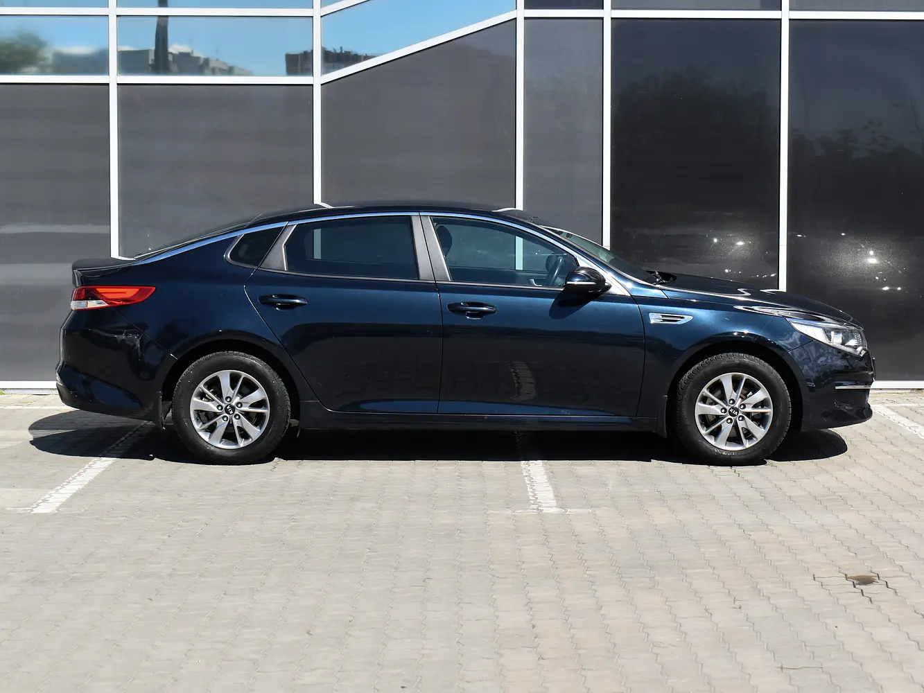 Kia