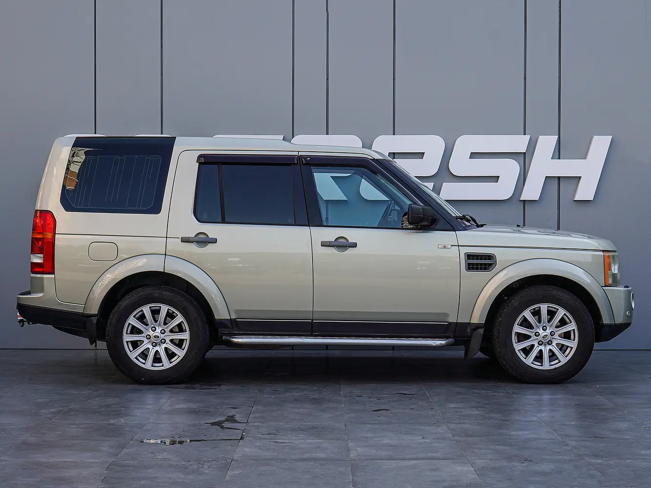 Land Rover