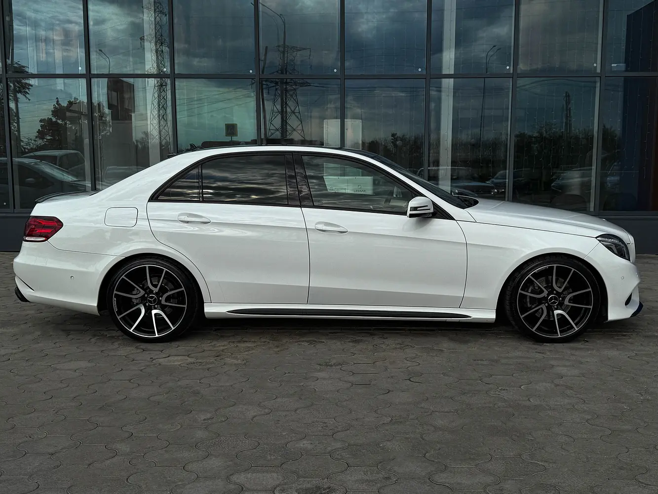 Mercedes-Benz