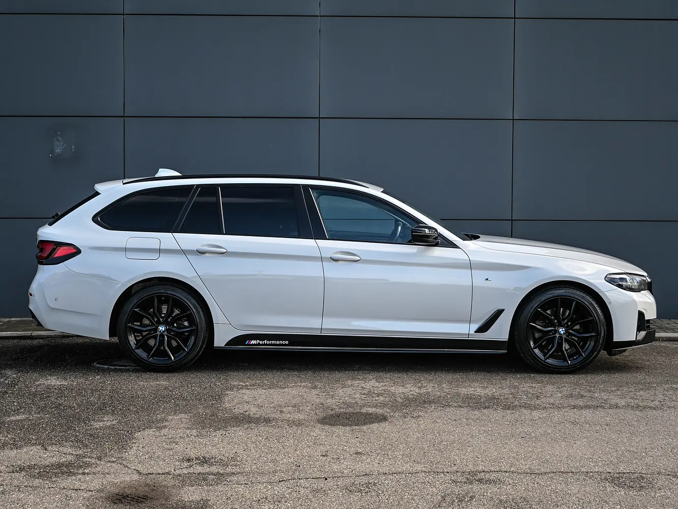 BMW