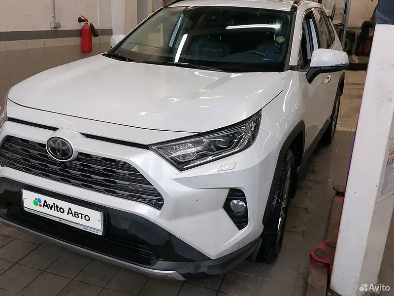 RAV4