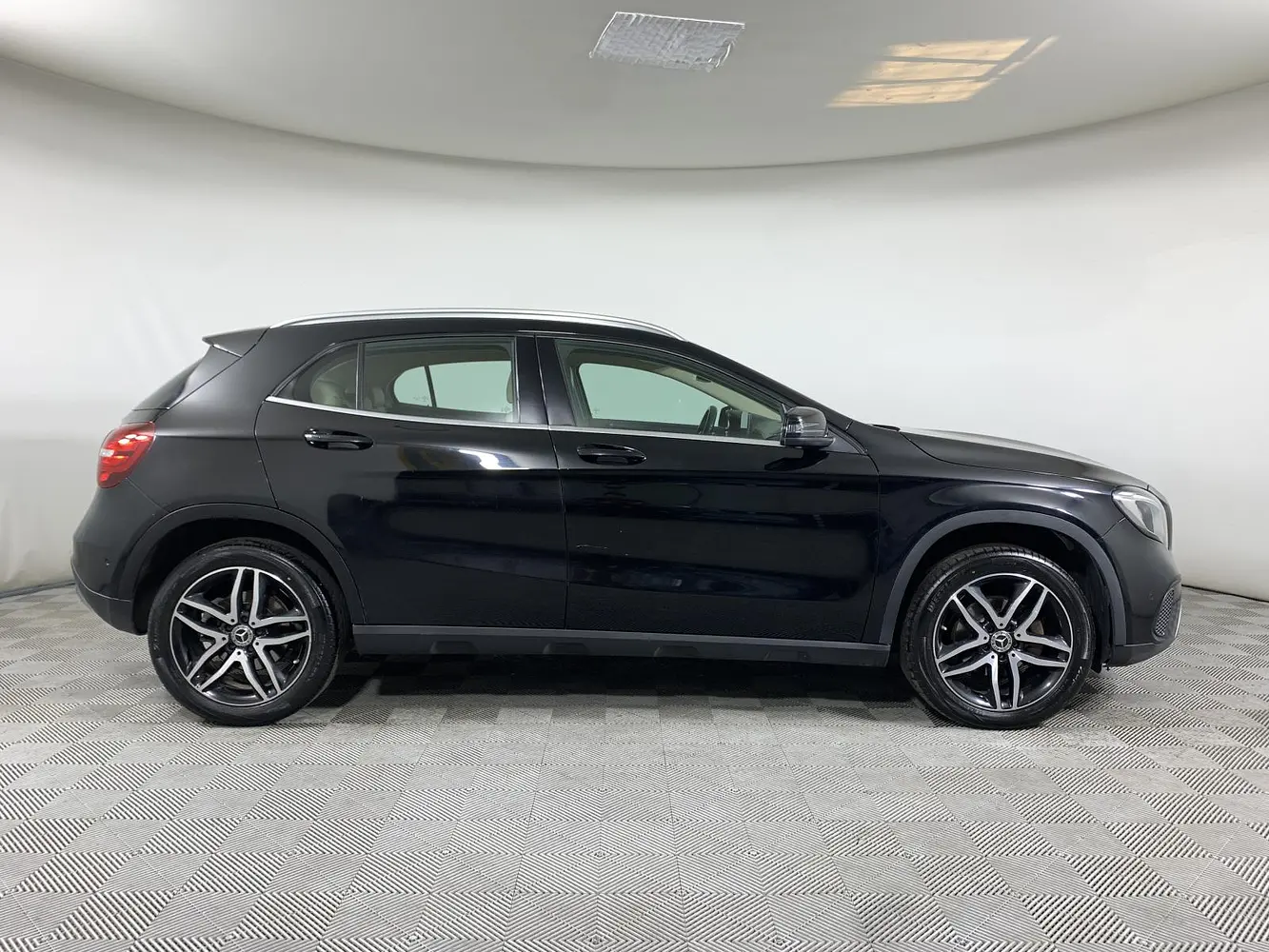 Mercedes-Benz